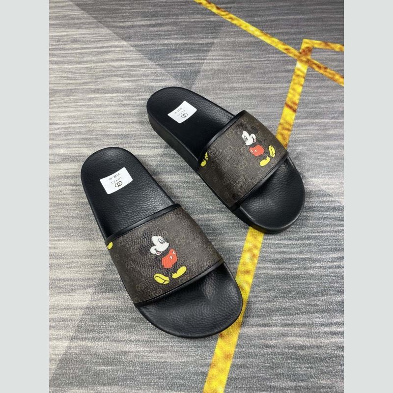 G*u*i slippers